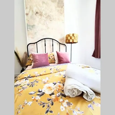 Le Saint Du Vieux Port Apartment *